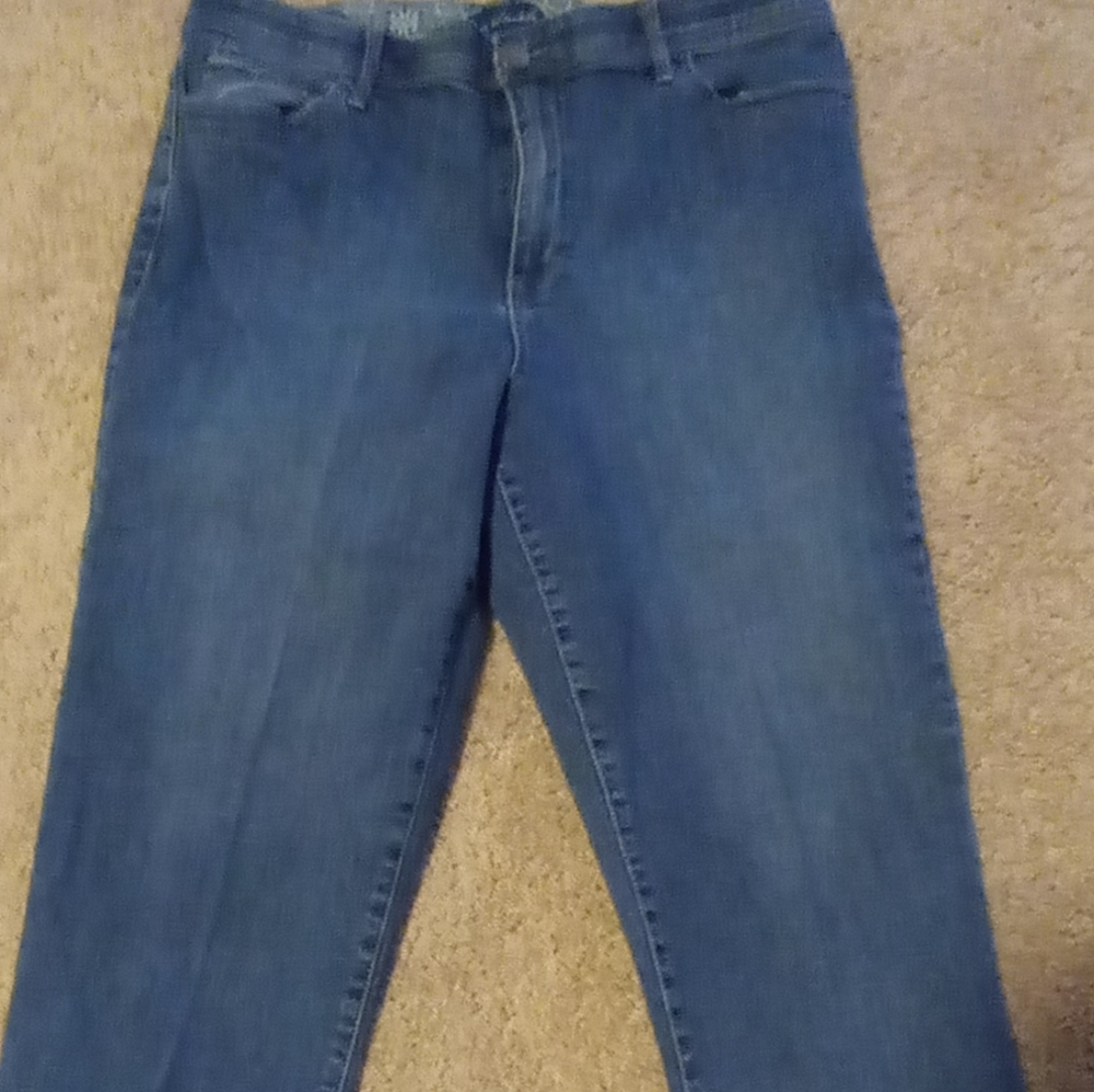 Gloria Vanderbilt jean capris